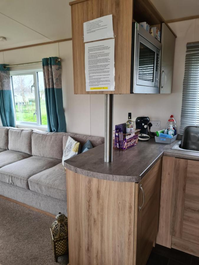 Hot Tub Hols 3 Bed Caravan At 42 Kingfisher Court Tattershall Kültér fotó