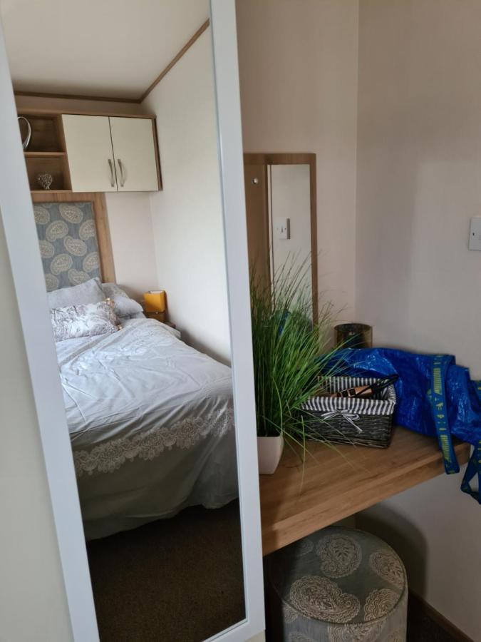 Hot Tub Hols 3 Bed Caravan At 42 Kingfisher Court Tattershall Kültér fotó